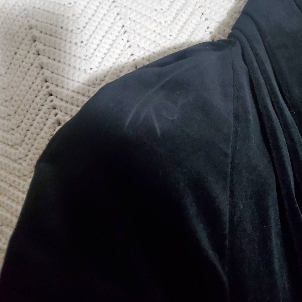 JS Collections Vtg Black Velvet Evening Coat Size Small - Picture 9 of 12